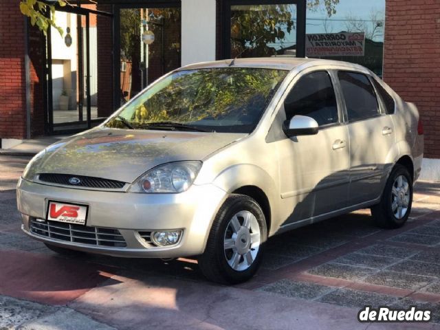  Ford Fiesta Usado en Mendoza, deRuedas