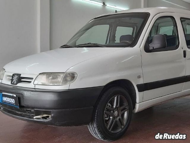 Peugeot Partner Usada en Cordoba, deRuedas