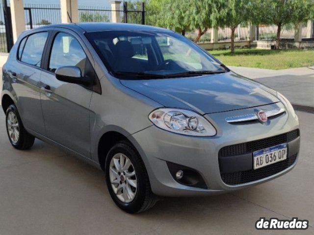 Fiat Nuevo Palio Usado Financiado en Mendoza, deRuedas