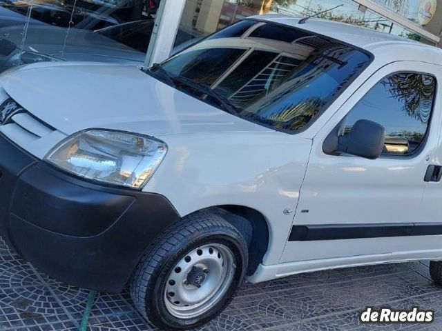  Peugeot Partner Usada en San Juan, deRuedas