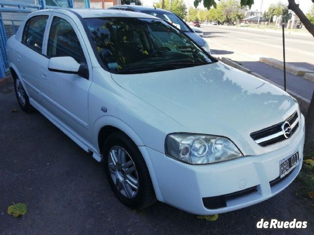 Chevrolet Astra II Usado Financiado en Mendoza, deRuedas
