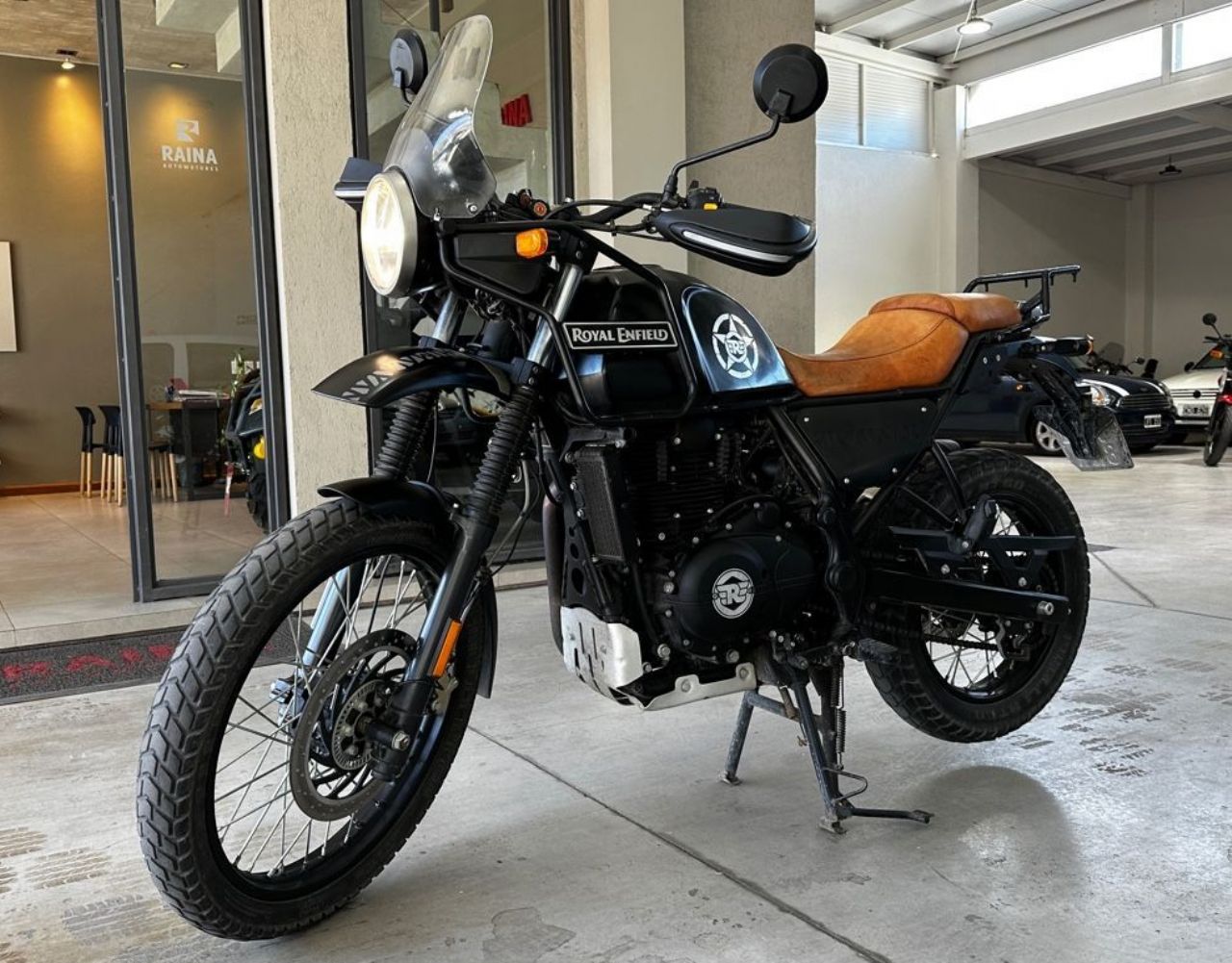 comprar royal enfield himalayan