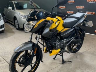 Bajaj Rouser