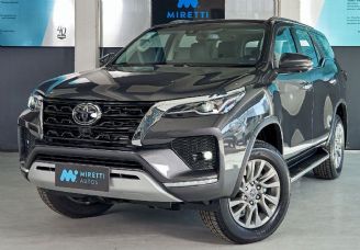 Toyota Hilux SW4