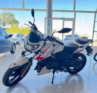 TVS RTR