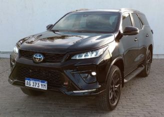 Toyota Hilux SW4