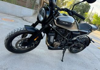 Husqvarna Svartpilen en Mendoza
