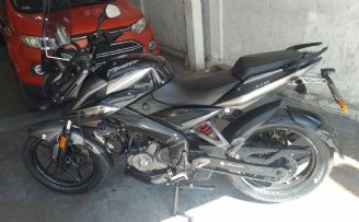 Bajaj Rouser en Mendoza