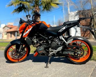 KTM Duke