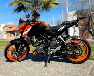 KTM Duke