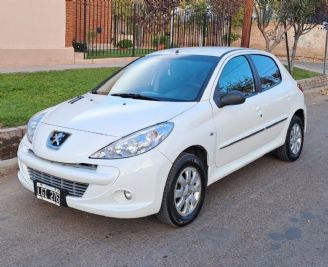 Peugeot 207 en Mendoza