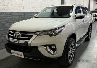 Toyota Hilux SW4