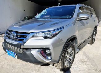 Toyota Hilux SW4