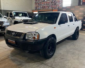 Nissan NP 300