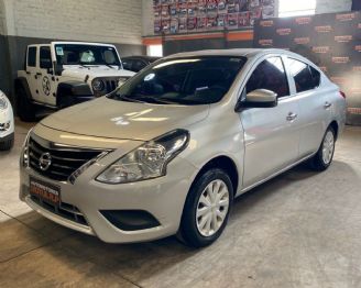 Nissan Versa en Mendoza