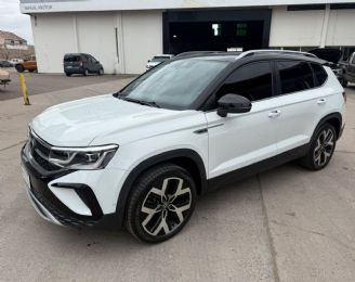 Volkswagen Taos