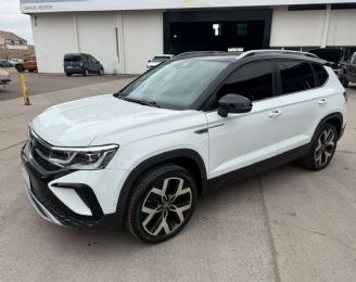 Volkswagen Taos