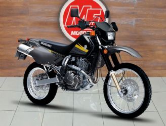 Suzuki DR