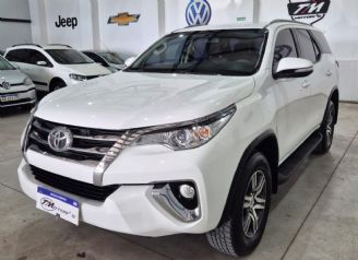 Toyota Hilux SW4