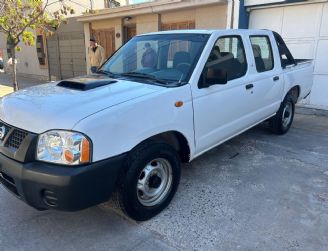 Nissan NP 300