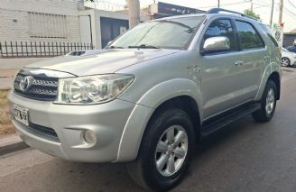 Toyota Hilux SW4