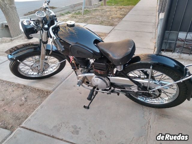 AJS M16 Usada en Mendoza, deRuedas