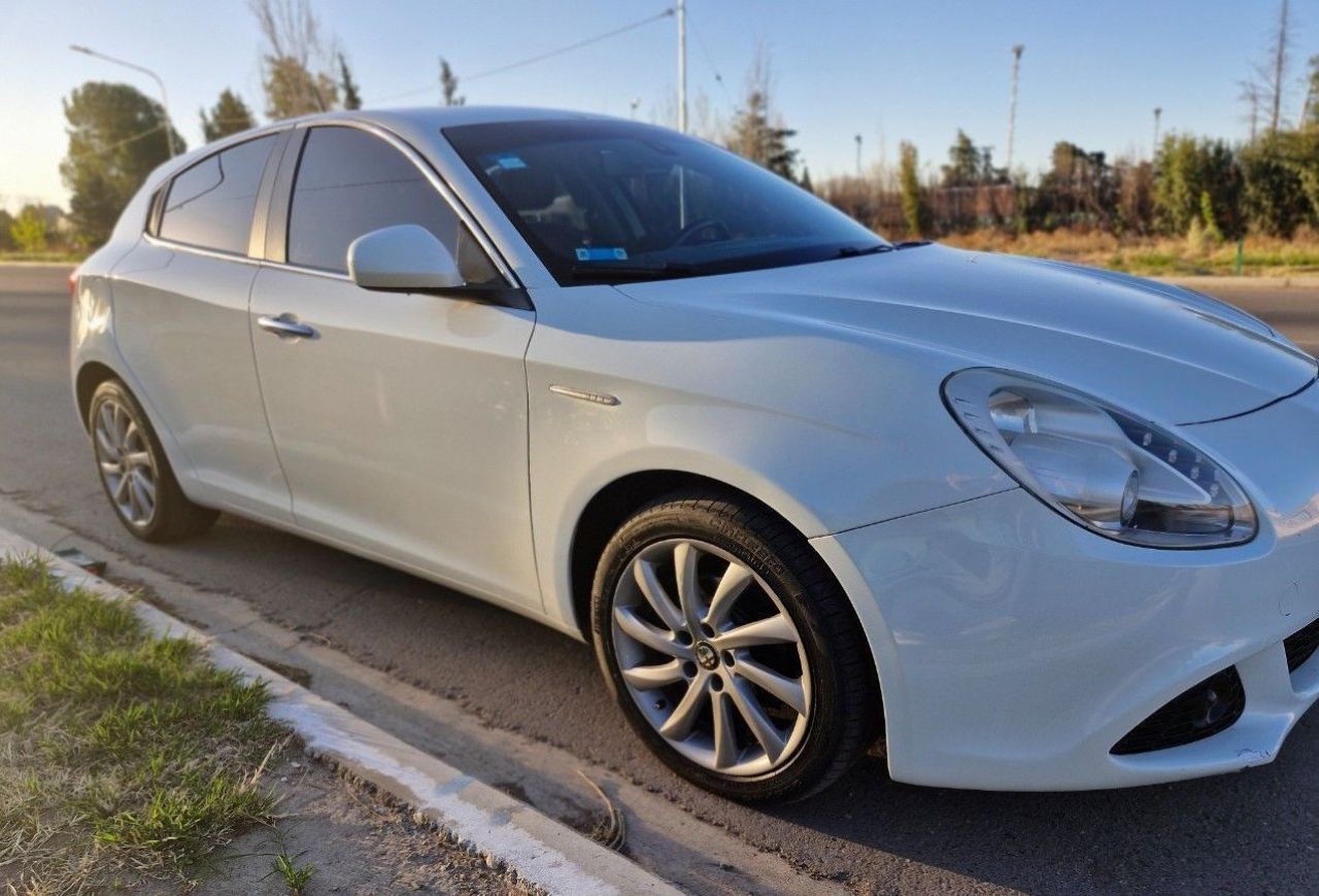 Alfa Romeo Giulietta Usado en Mendoza, deRuedas