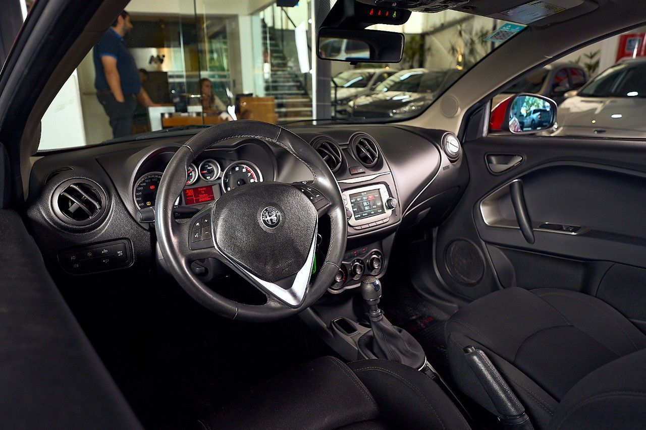 Alfa Romeo Mito Usado Financiado en Córdoba, deRuedas