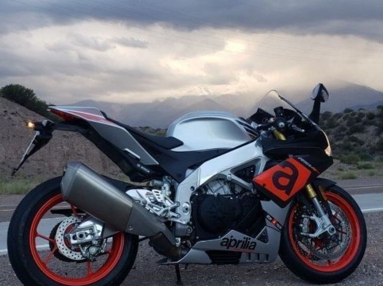 Aprilia Rsv4 Usada en Mendoza, deRuedas