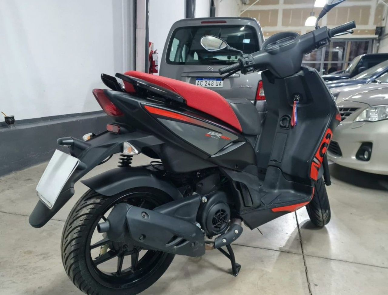 Aprilia SR Usada en Mendoza, deRuedas