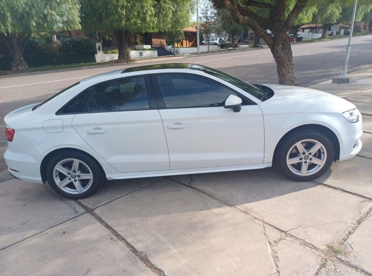 Audi A3 Usado en Mendoza, deRuedas