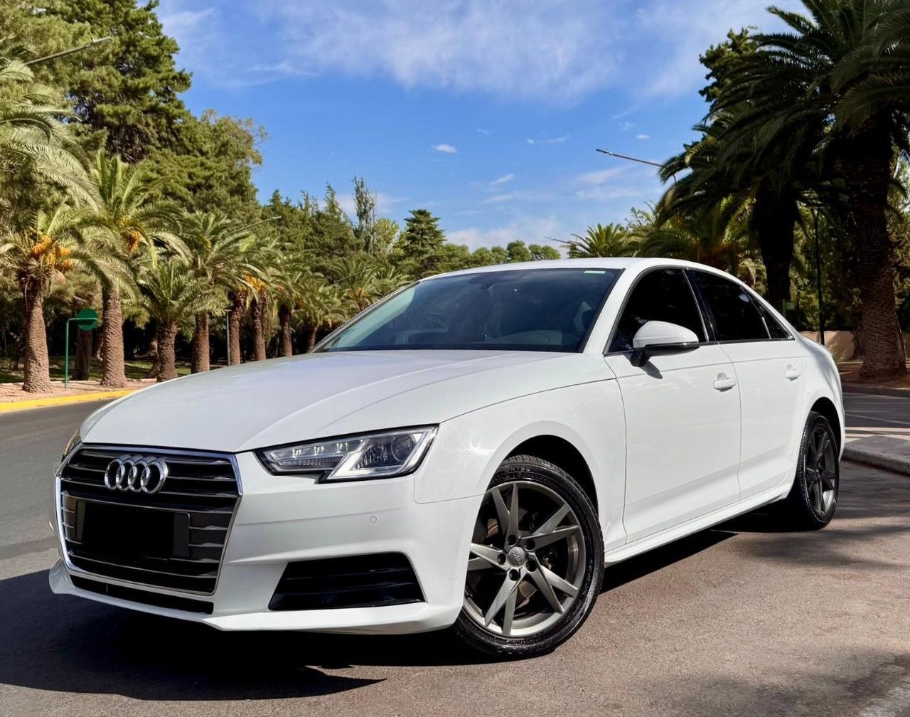 Audi A4 Usado Financiado en Mendoza, deRuedas