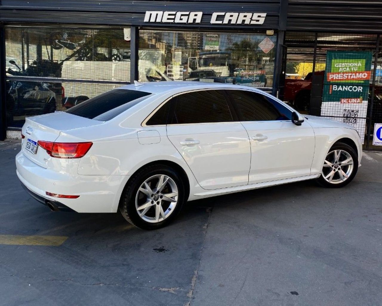 Audi A4 Usado Financiado en Córdoba, deRuedas