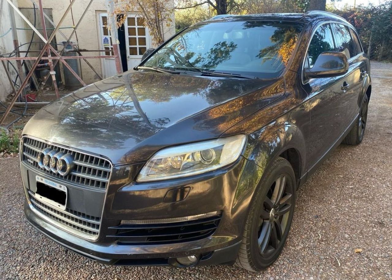 Audi Q7 Usado Financiado en Mendoza, deRuedas