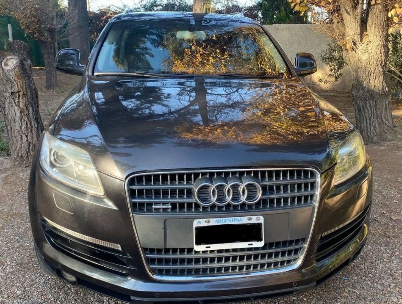 Audi Q7 Usado Financiado en Mendoza, deRuedas