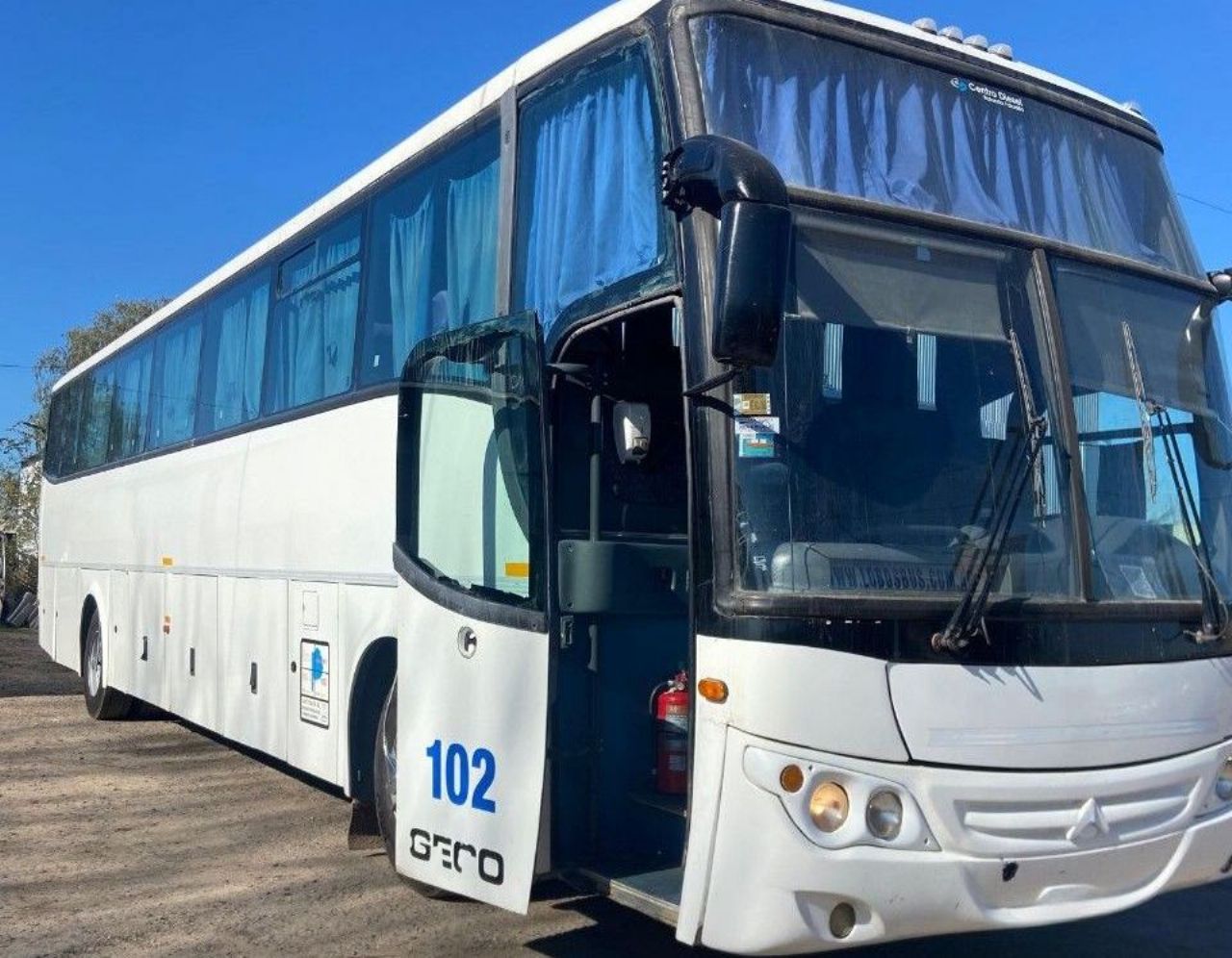 Autobús Larga distancia Usado en Buenos Aires, deRuedas