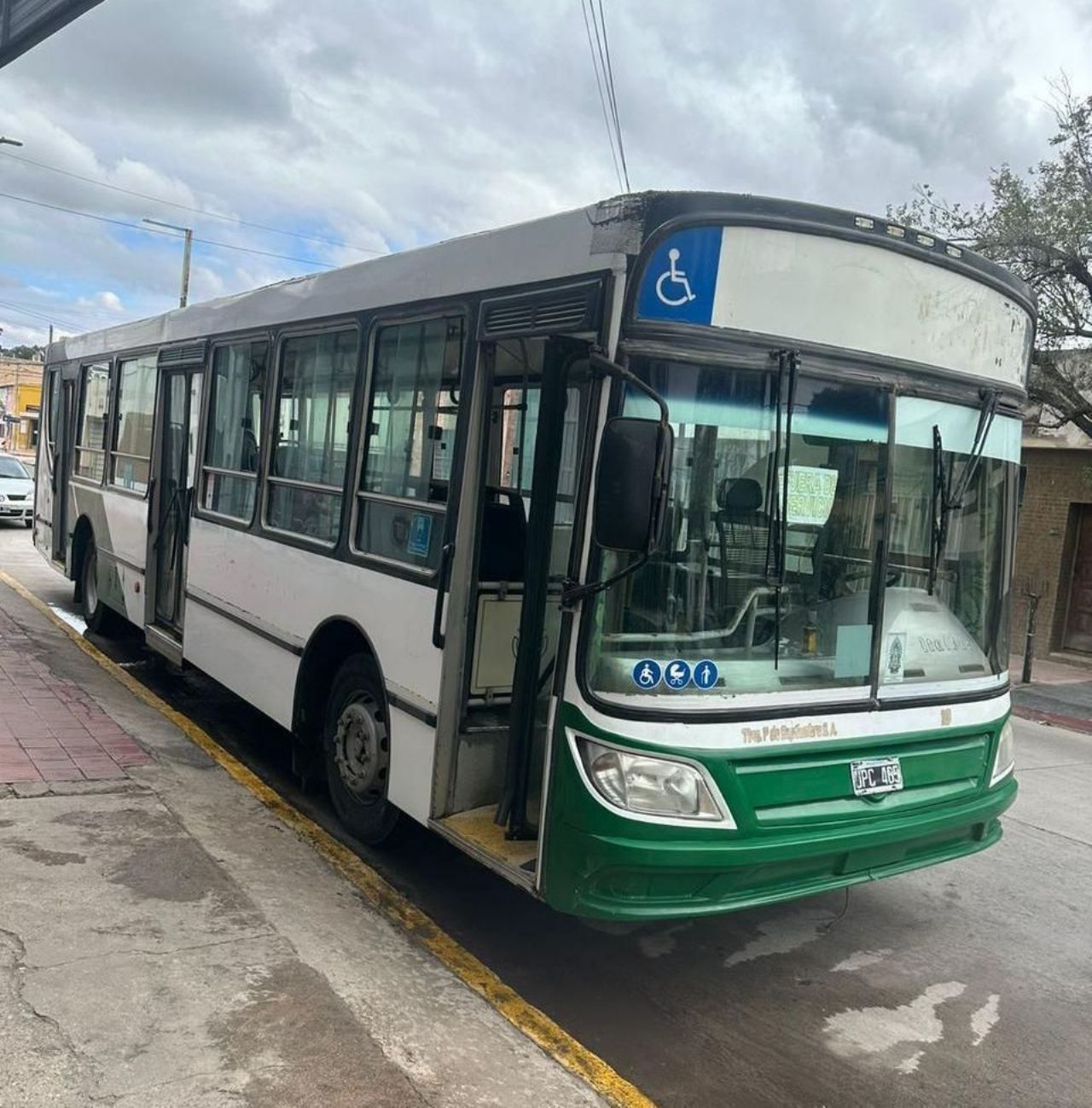 Autobús Urbano Usado en Córdoba, deRuedas