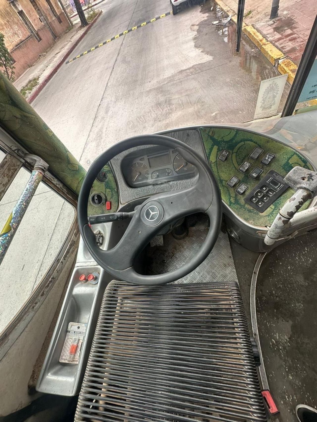 Autobús Urbano Usado en Córdoba, deRuedas