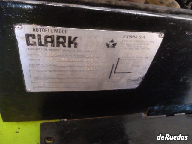 Autoelevador Clark Usado en Mendoza, deRuedas