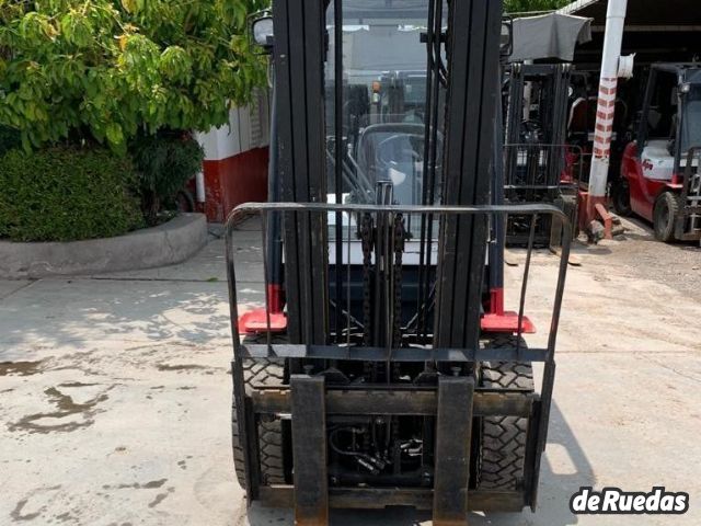 Autoelevador Toyota Usado en Mendoza, deRuedas