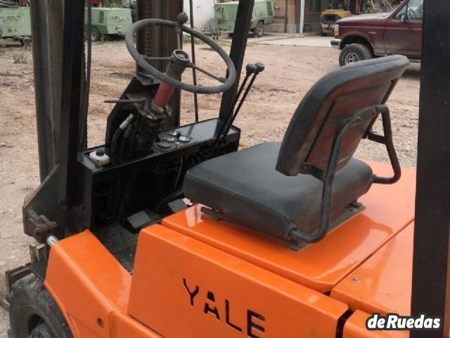 Autoelevador Yale Usado en Mendoza, deRuedas