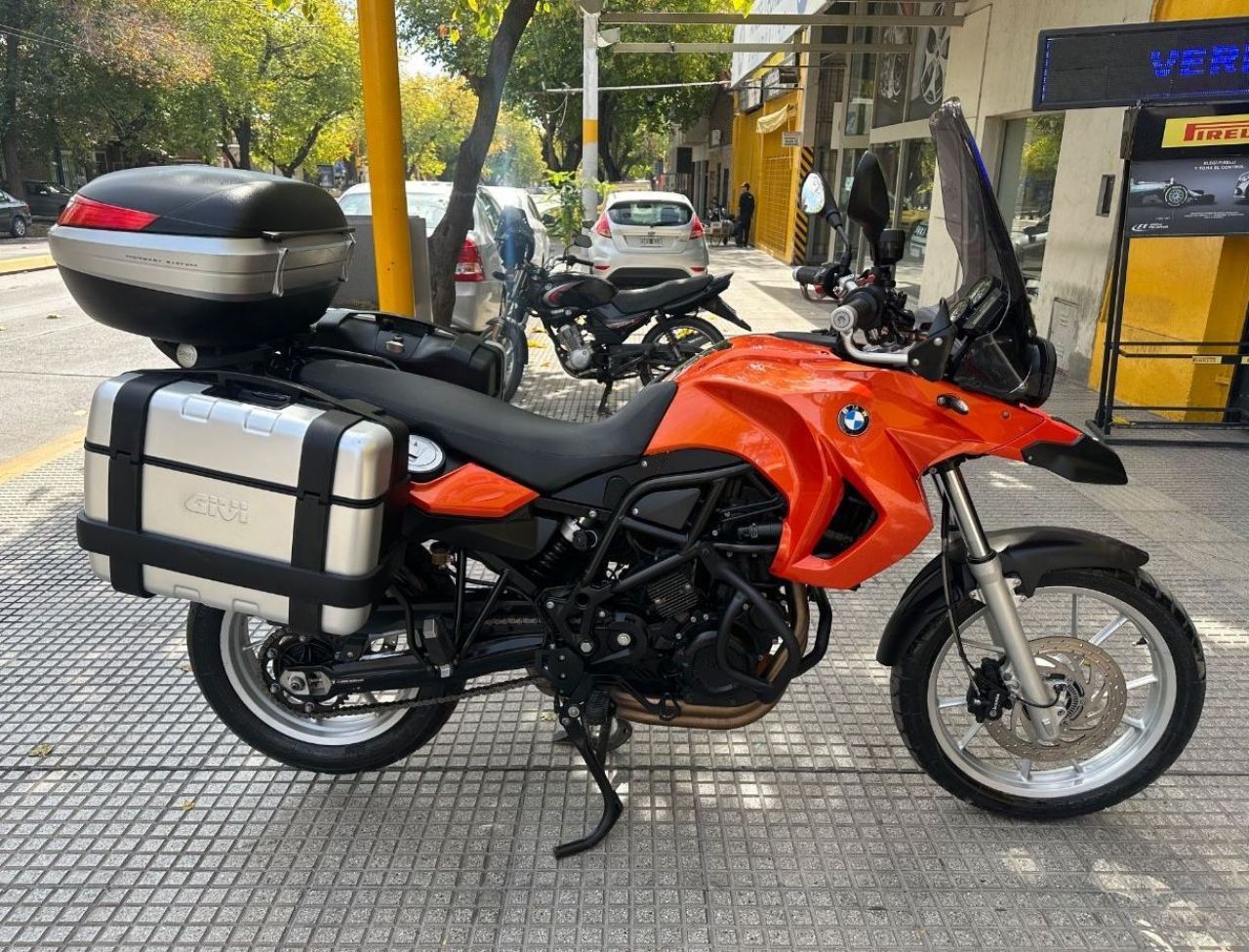 BMW F Usada en Mendoza, deRuedas