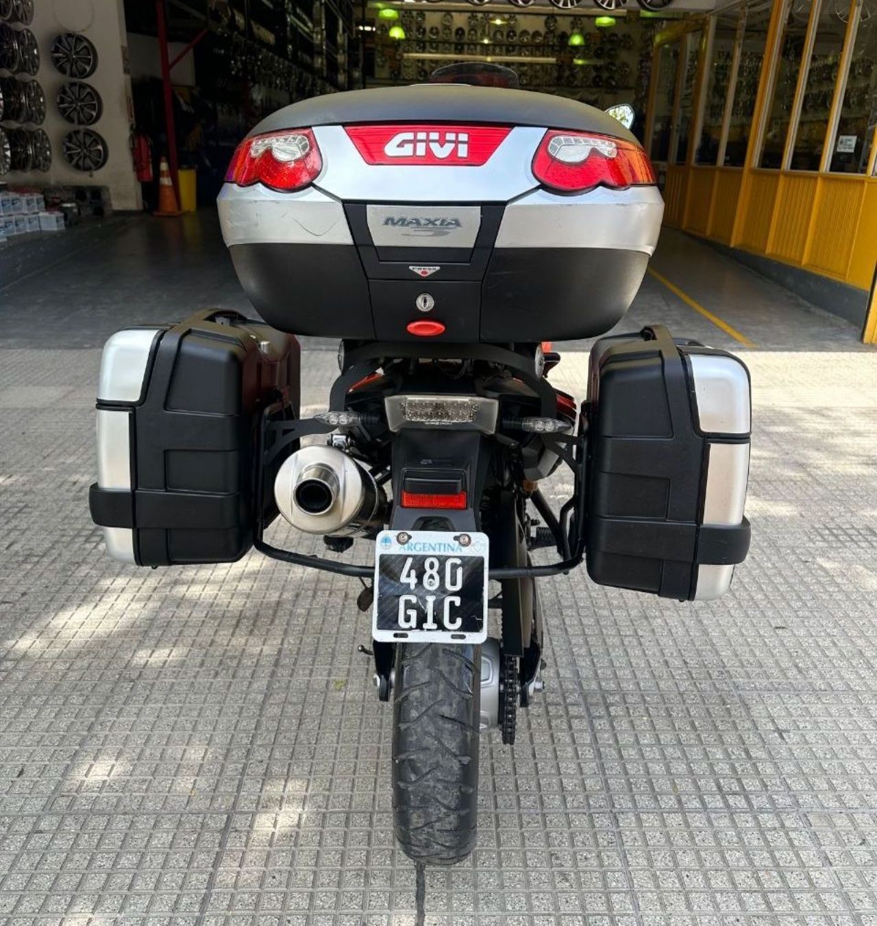 BMW F Usada en Mendoza, deRuedas