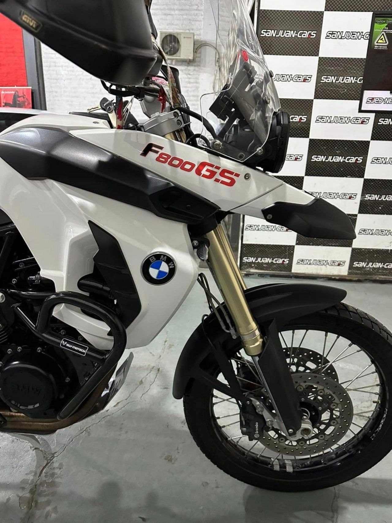 BMW F Usada en San Juan, deRuedas