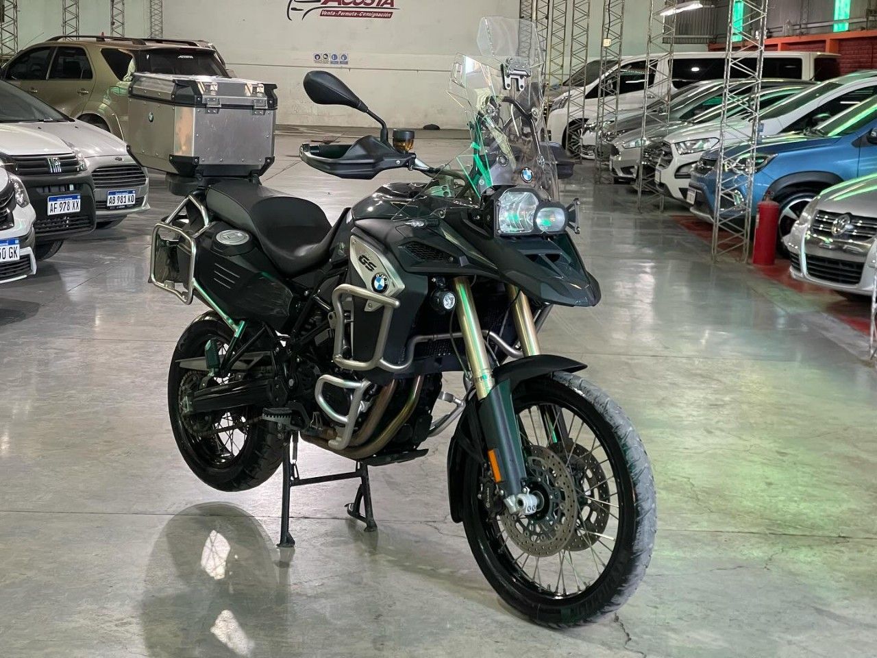 BMW F Usada en San Juan, deRuedas