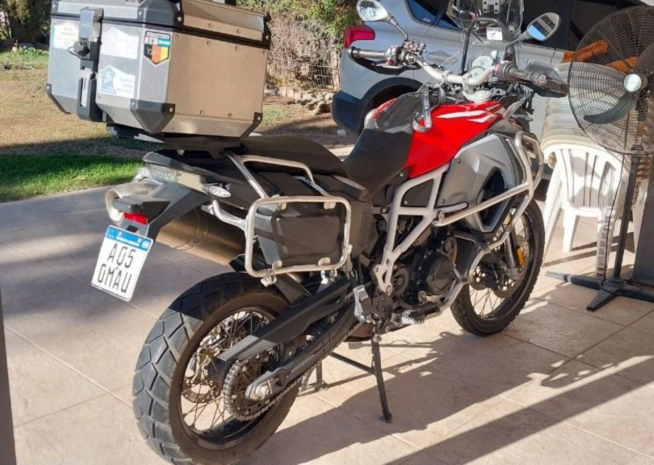 BMW F Usada en Mendoza, deRuedas