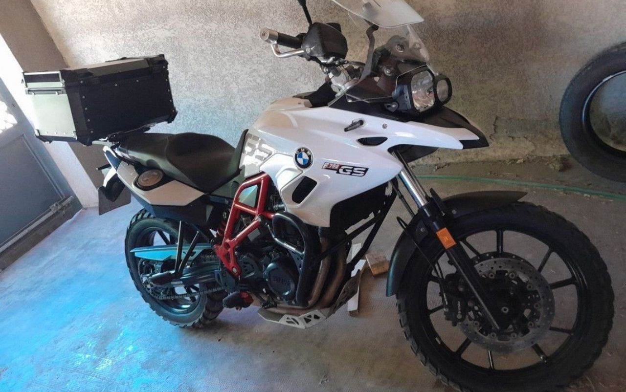 BMW F Usada en San Juan, deRuedas