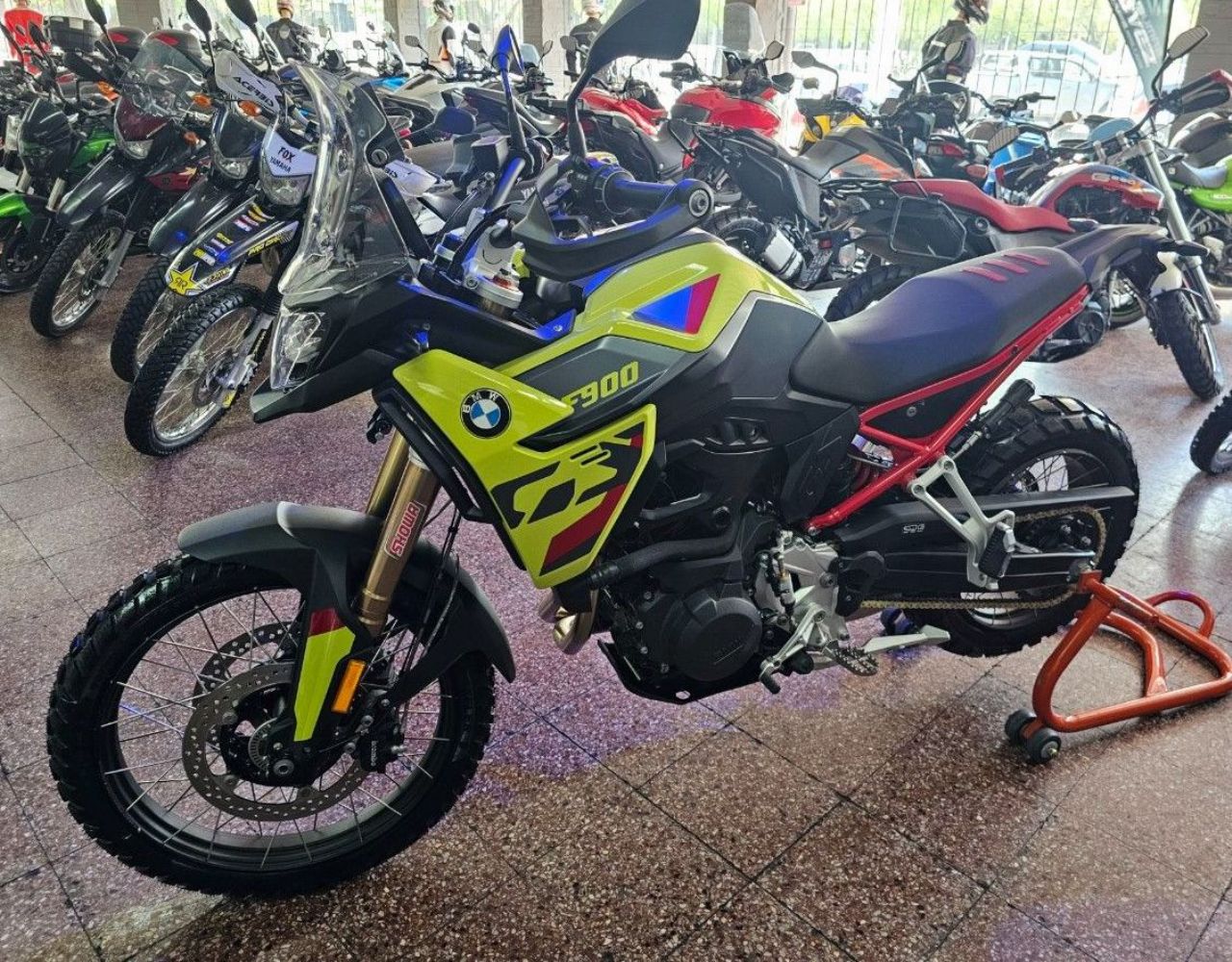 BMW F Nueva Financiado en Mendoza, deRuedas