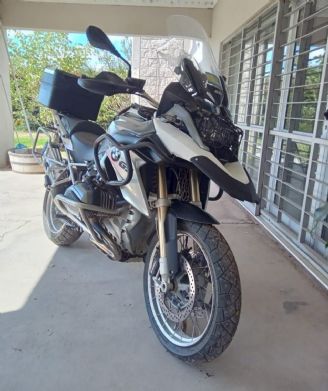 BMW R Usada en San Juan