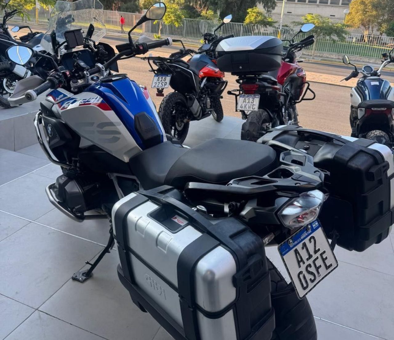 BMW R Usada Financiado en San Juan, deRuedas